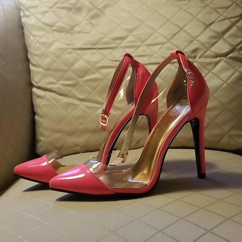 Pink heels - Picture 2 of 4